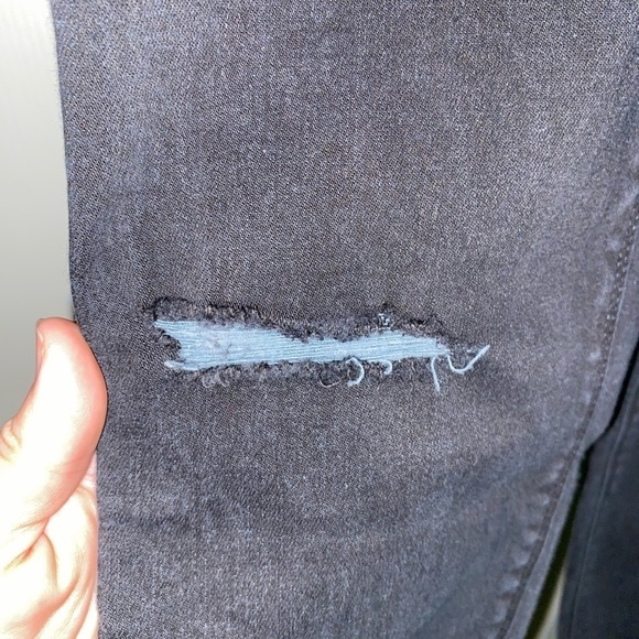 SPANX Black Distressed Denim Jeggings Size Medium 8-10 - Picture 6 of 10